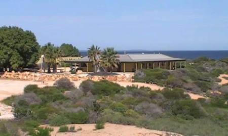Nanga Bay Resort And Caravan Park - Mackay Tourism 5