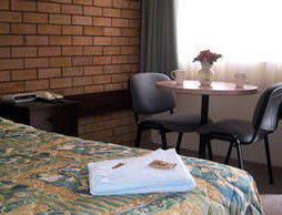 Cabarita Beach Motel - Mackay Tourism 0
