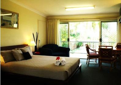 Cabarita Beach Motel - Mackay Tourism 1