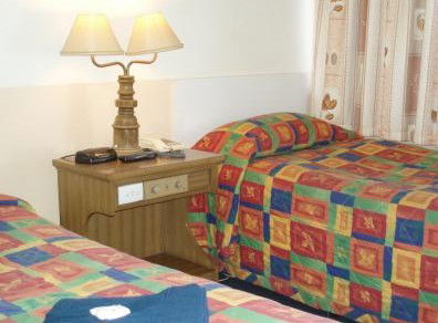 Lithgow Valley Motel - Mackay Tourism 1