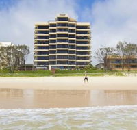 Pelican Sands Beach Resort - Mackay Tourism