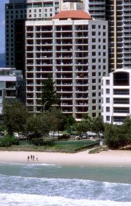 Surf Regency Apartments - Mackay Tourism 3