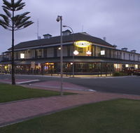 Grand Tasman Hotel - Mackay Tourism