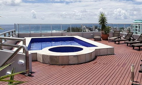 Mint Coolangatta Points North - Mackay Tourism 4