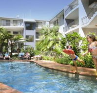 Flynns Beach Resort - Mackay Tourism