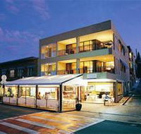 Marine Boutique Beachfront Apartments - Mackay Tourism
