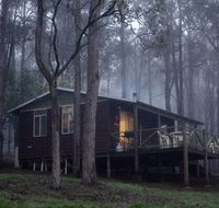 Balingup Heights Cedar Chalets - Mackay Tourism