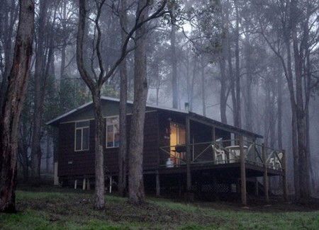 Balingup Heights Cedar Chalets - Mackay Tourism 0