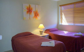 Noosa Place Resort - Mackay Tourism 1