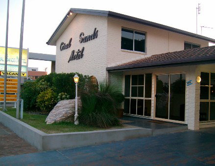 Coral Sands Motel - Mackay Tourism 3
