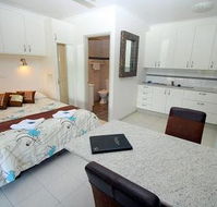 Coral Point Lodge - Mackay Tourism