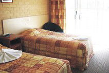 Tenterfield Bowling Club Motor Inn - Mackay Tourism 0