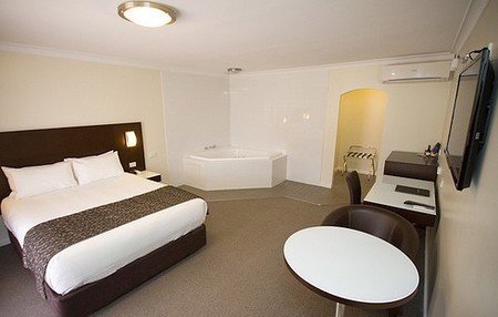 Country Comfort Premier Motel - Mackay Tourism 3