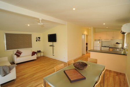 BIG4 Sydney Lakeside Holiday Park - Mackay Tourism 4