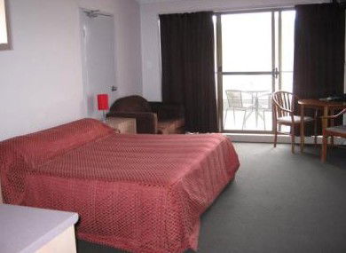 Banjo Paterson Inn - Mackay Tourism 4