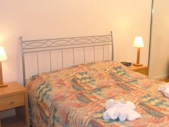 Manly Seaside Holiday Apartments - Mackay Tourism 4