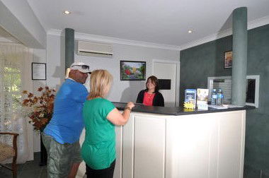 Poplars Inn - Mackay Tourism 1
