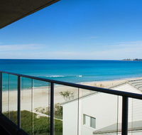 Pacific Surf Absolute Beach Apartments - Mackay Tourism