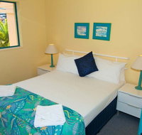 Aruba Surf Resort - Mackay Tourism