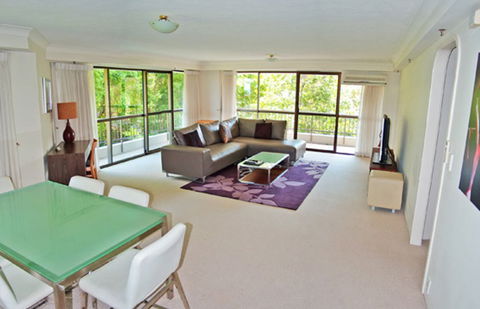 Gemini Court Holiday Apartments - Mackay Tourism 1