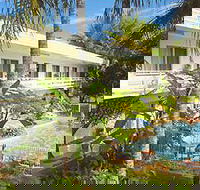 Silvester Palms Holiday Apartments - Mackay Tourism