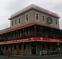 Semaphore Hotel - Mackay Tourism