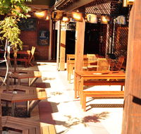Brecknock Hotel - Mackay Tourism