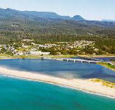 Scamander Beach Resort Hotel - Mackay Tourism