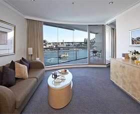 Quay Grand Suites Sydney - Mackay Tourism 0