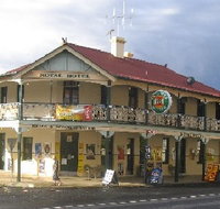 Royal Hotel Mandurama - Mackay Tourism