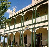 Imperial Hotel Mount Victoria