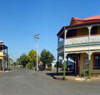 Commercial Hotel Ulmarra - Mackay Tourism