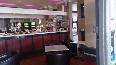 The Light Hotel - Mackay Tourism 0