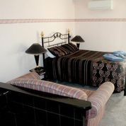 Roundhouse Motel - Mackay Tourism 1