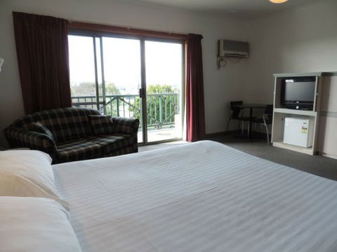 Lakes Resort Mount Gambier - Mackay Tourism 2