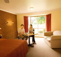 AAt 28 GOLDSMITHGolden Chain Motel - Mackay Tourism