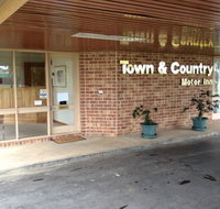 Town amp Country Motor Inn Forbes - Mackay Tourism