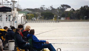 Angler's Arms And Fisherman's Cottage - Mackay Tourism 6