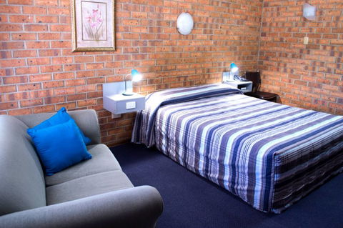 Kadina Gateway Motor Inn - Mackay Tourism 1