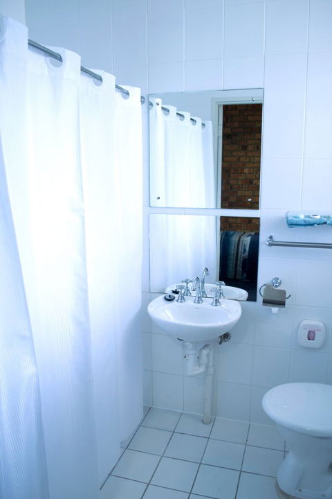 Kadina Gateway Motor Inn - Mackay Tourism 5
