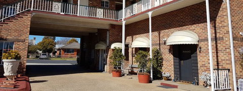 Golden Age Motor Inn - Mackay Tourism 7