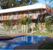 Moama Tavern Palms Motel - Mackay Tourism