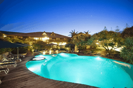 Beach Hotel Resort - Mackay Tourism