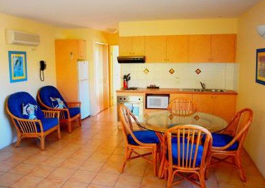 Lennox Beach Resort - Mackay Tourism 5