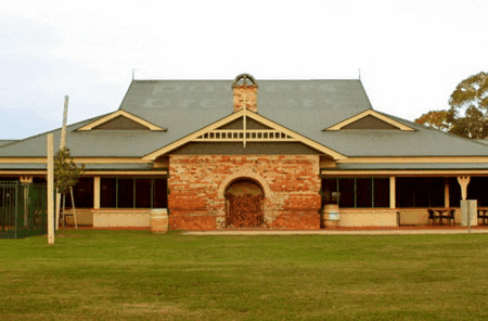 Potters Hotel And Brewery - Mackay Tourism