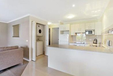 South Pacific Apartments - Mackay Tourism 1
