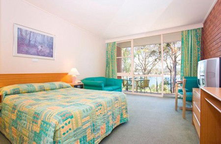 Bay Waters - Mackay Tourism 0