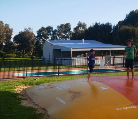 Elliston Caravan Park - Mackay Tourism 2