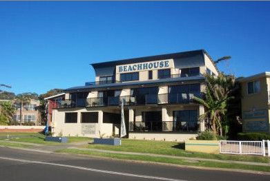 Beach House Mollymook - Mackay Tourism 0