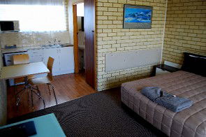 Coastal Comfort Motel - Mackay Tourism 3